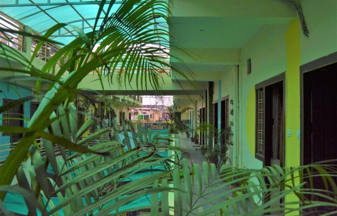 Hotel Atrium Inn ริชิเคช ภายนอก รูปภาพ